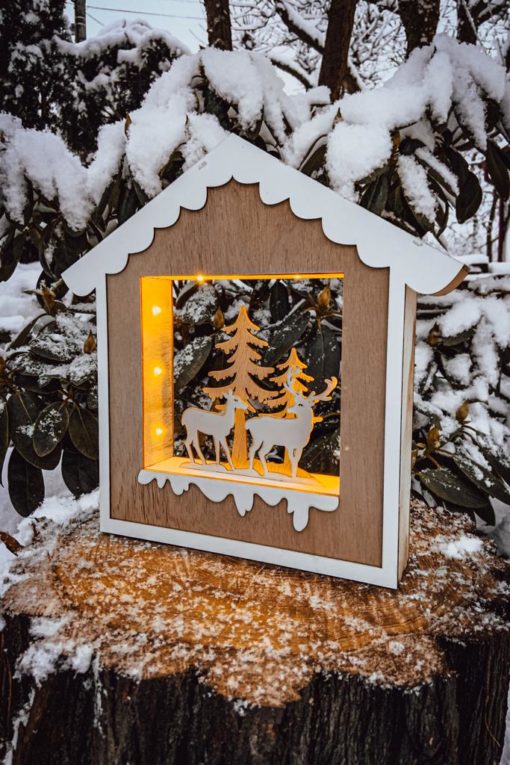 LED dekorační domeček dřevěný - Jelen vánoční dekorace - Image 2